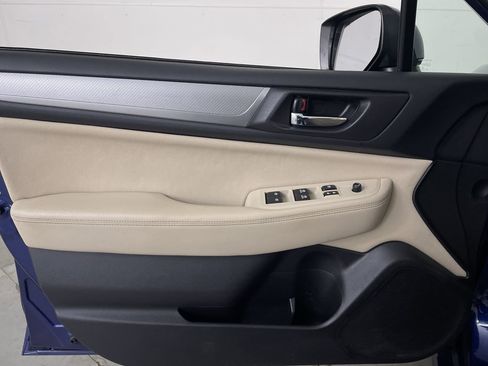 Used 2015 Subaru Legacy 2.5i Premium AWD/4WD image 10