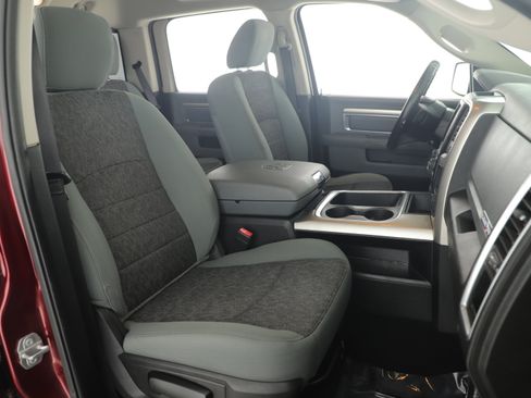 Certified 2019 RAM 1500 Lone Star image 22