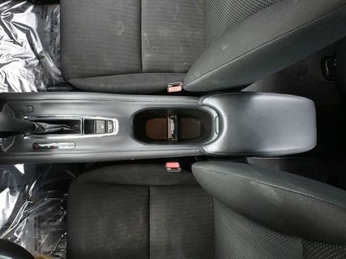 Used 2016 Honda HR-V EX image 33