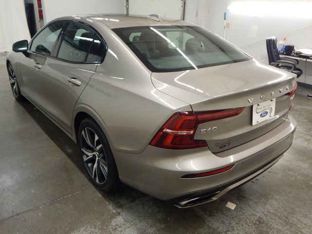 Used 2019 Volvo S60 T6 R-Design AWD/4WD image 4