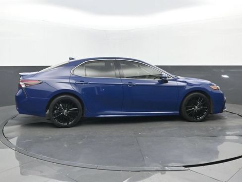 Used 2024 Toyota Camry XSE FWD image 2