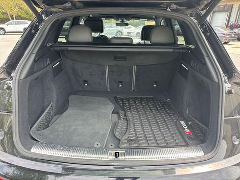 Used 2020 Audi SQ5 Prestige image 18