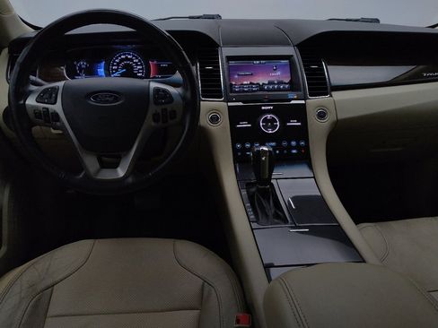 Used 2014 Ford Taurus Limited w/ Equipment Group 301A FWD image 22