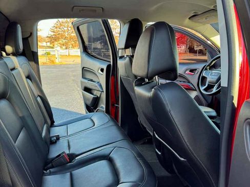 Used 2016 GMC Canyon SLT w/ Driver Alert Package image 11