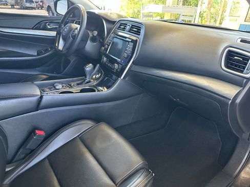 Used 2016 Nissan Maxima 3.5 SV image 23