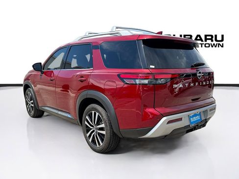 Used 2023 Nissan Pathfinder Platinum w/ Cargo Package AWD/4WD image 6