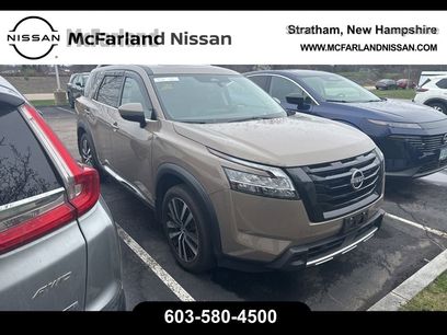 Certified 2023 Nissan Pathfinder Platinum w/ Black Appearance Package