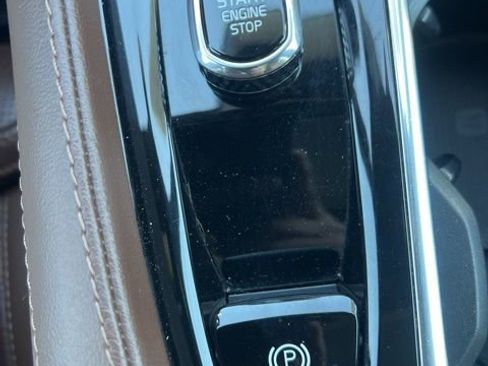 Used 2022 Volvo XC90 T6 Inscription w/ Advanced Package image 16