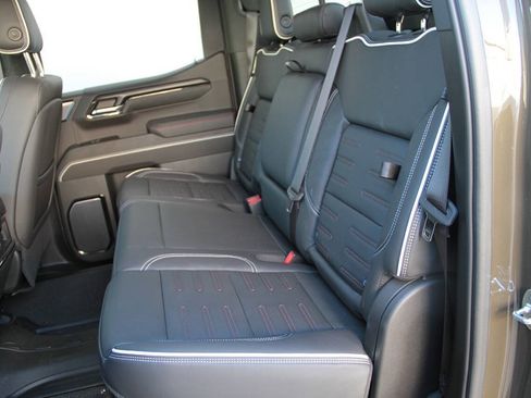Used 2023 GMC Sierra 1500 AT4X AWD/4WD image 25