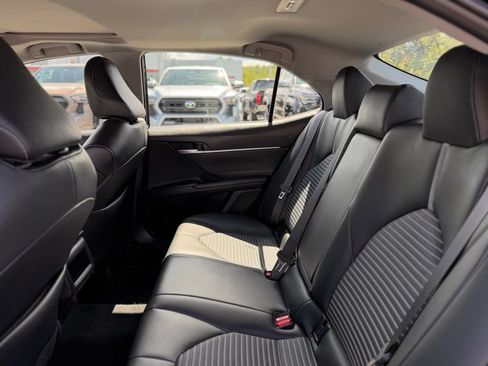 Used 2023 Toyota Camry SE w/ Blackout Package (TMS) AWD/4WD image 6