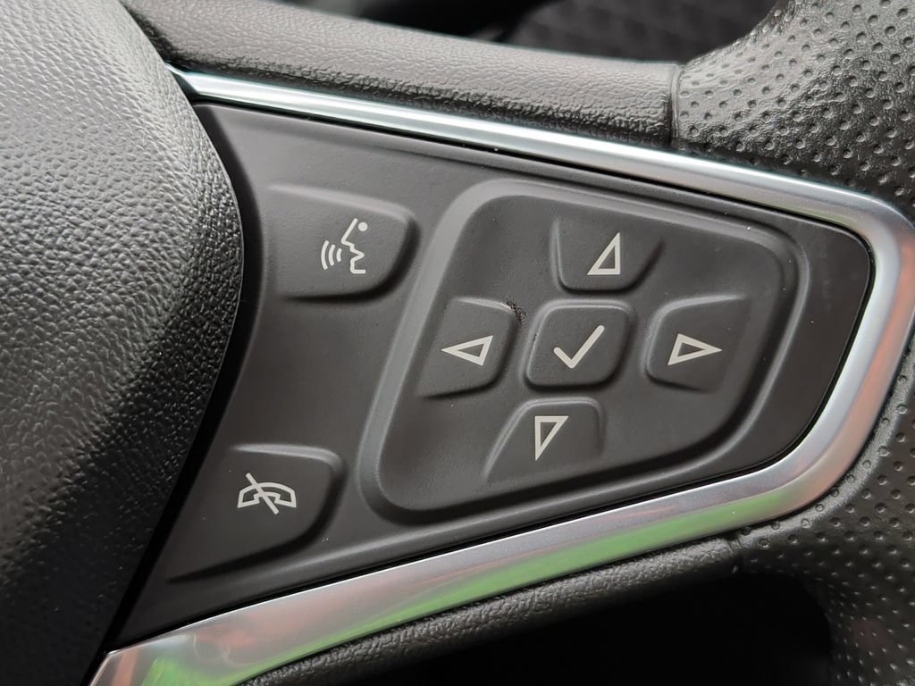 Used 2024 Chevrolet Malibu LT FWD image 13