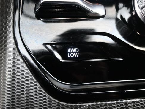 Used 2024 Jeep Grand Wagoneer L Series II w/ Quick Order Packagew 28T image 36