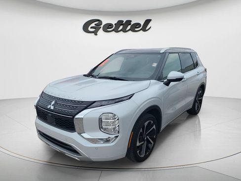 Used 2024 Mitsubishi Outlander SEL FWD image 1