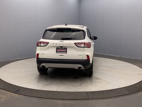 Used 2022 Ford Escape SE AWD/4WD image 4