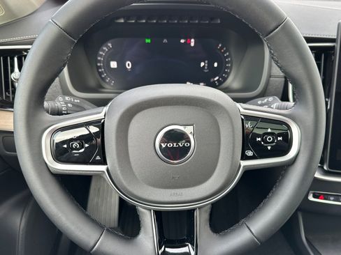 New 2026 Volvo XC90 B5 Plus w/ Protection Package Premier image 23