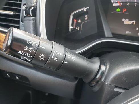 Used 2018 Honda CR-V Touring image 30