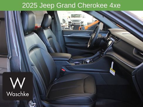 New 2025 Jeep Grand Cherokee Limited 4xe w/ Trailer Tow Package AWD/4WD image 26