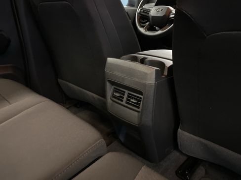 Used 2024 Chevrolet Colorado Trail Boss image 39