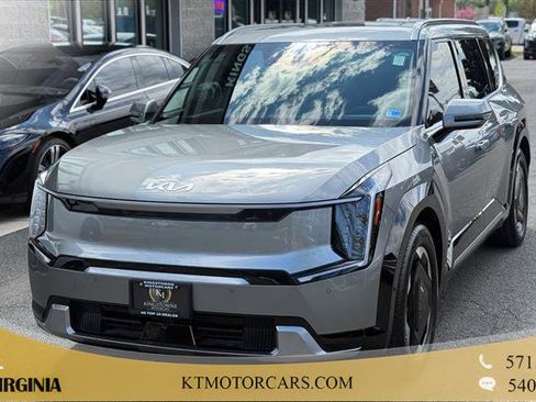 Used 2024 Kia EV9 Land AWD/4WD image 1