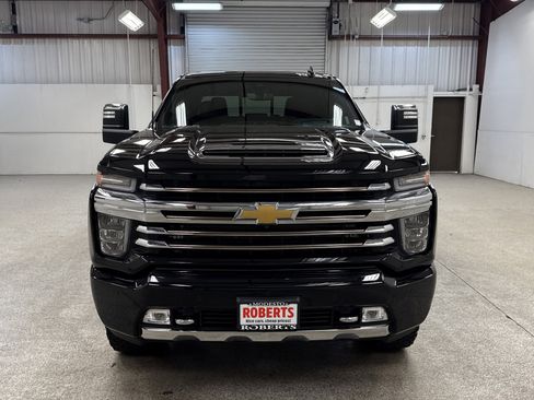 Used 2023 Chevrolet Silverado 2500 High Country w/ Technology Package image 29