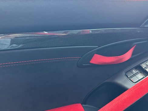 Certified 2018 Porsche 911 GT2 RS RWD image 12