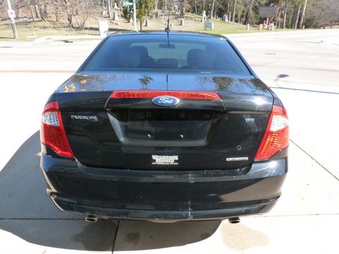 Used 2012 Ford Fusion SE image 8