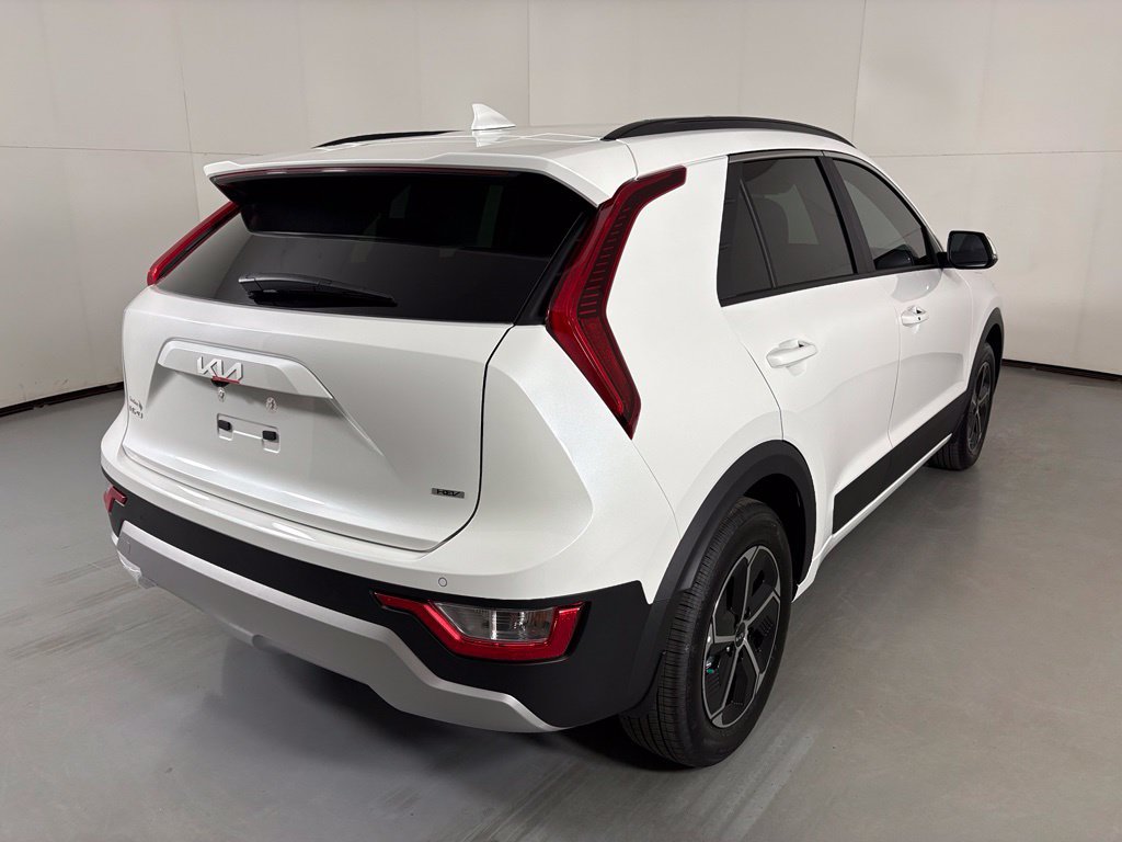 New 2026 Kia Niro EX FWD image 8