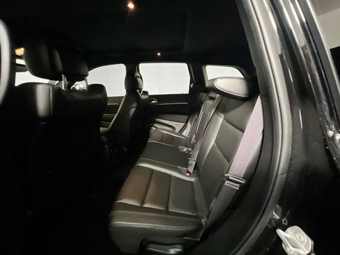 Used 2022 Jeep Grand Cherokee Limited w/ Tech Group RWD image 29