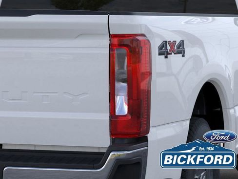 New 2026 Ford F250 XL w/ XL Chrome Package image 21