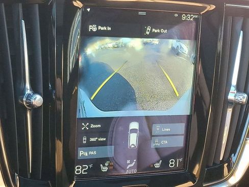 Used 2018 Volvo V90 T5 Cross Country w/ Convenience Package image 19