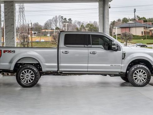 Used 2022 Ford F250 Lariat w/ Lariat Ultimate Package image 53