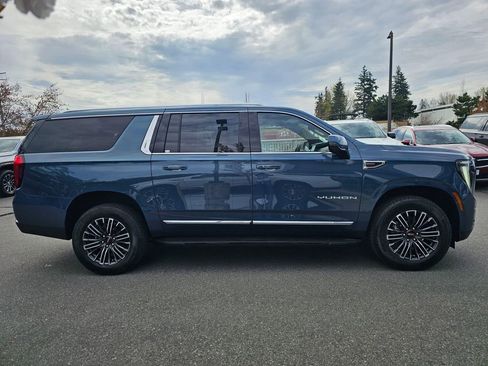 New 2026 GMC Yukon XL Elevation w/ Elevation Premium Package image 6