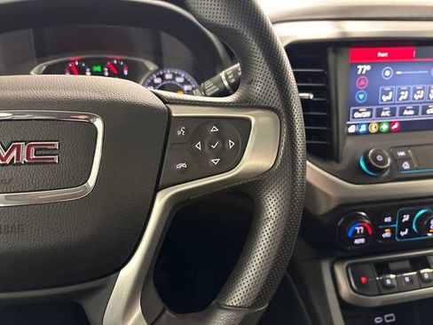 Used 2022 GMC Acadia SLE image 49