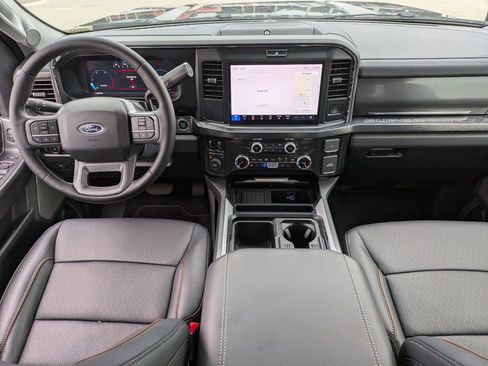 New 2025 Ford F250 Lariat image 16
