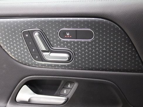 Certified 2026 Mercedes-Benz GLB 250 4MATIC image 14