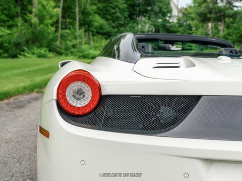 Used 2015 Ferrari 458 Spider RWD image 85