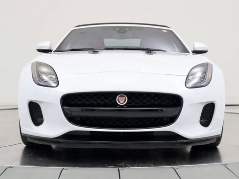 Used 2020 Jaguar F-TYPE Convertible RWD image 9