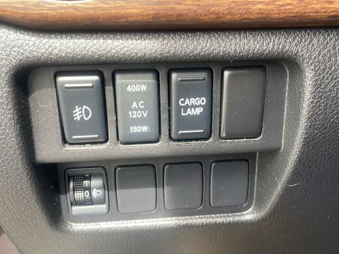 Used 2016 Nissan Titan Platinum Reserve AWD/4WD image 15