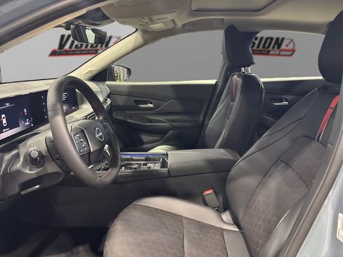 New 2026 Nissan Sentra SR w/ SR Premium Package FWD image 9