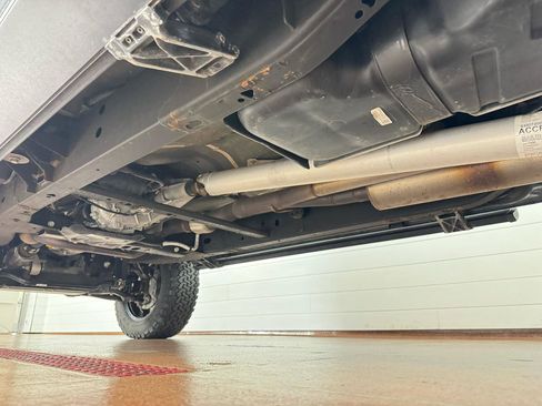 Used 2024 GMC Sierra 1500 AT4 w/ Technology Package image 50