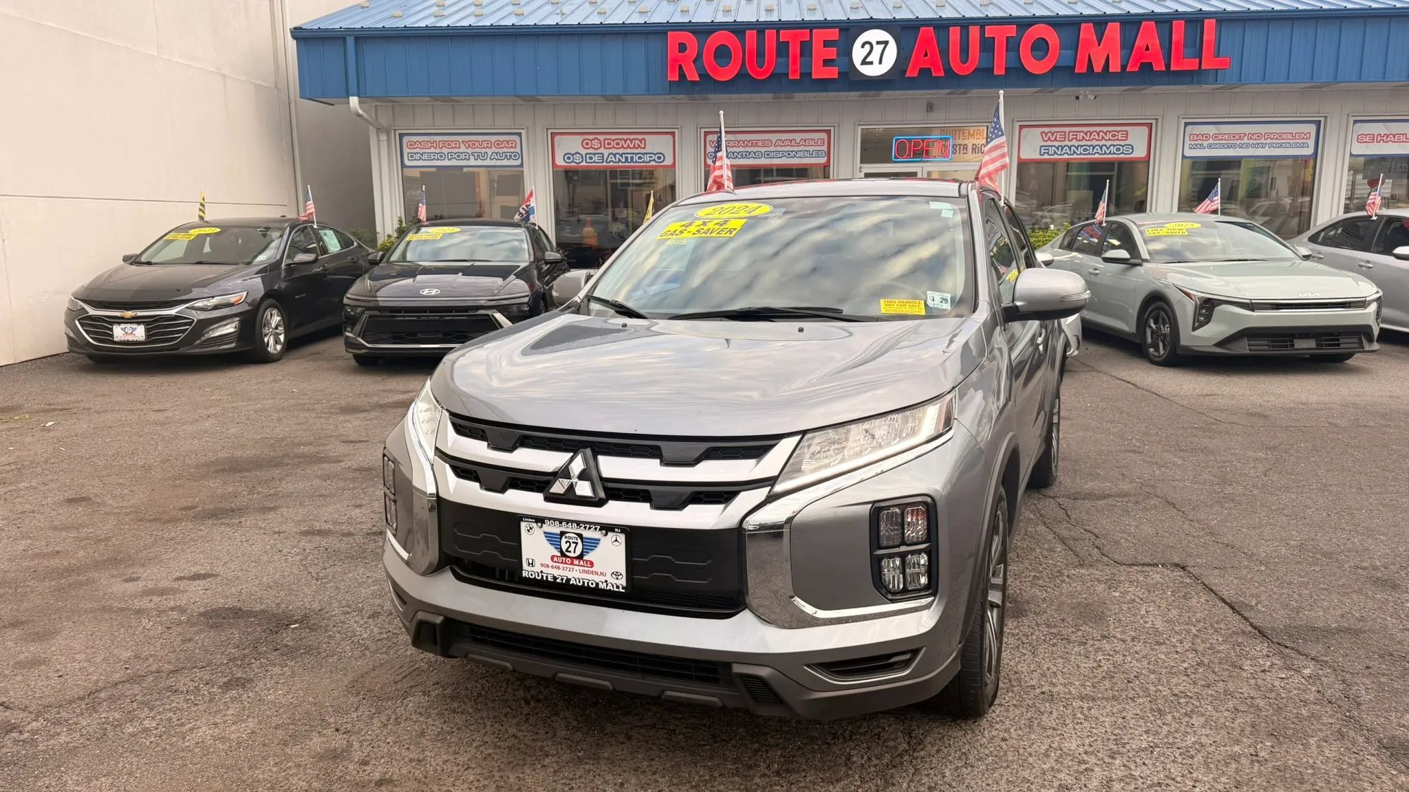 Used 2024 Mitsubishi Outlander Sport SE AWD/4WD image 1