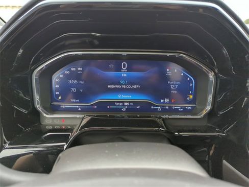 Used 2025 Chevrolet Silverado 1500 LTZ image 38