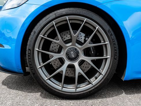 Used 2025 Porsche 718 Cayman GT4 RS RWD image 15