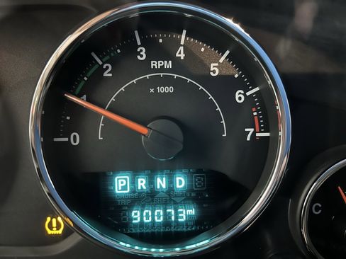 Used 2015 Jeep Wrangler Unlimited Sahara w/ Trailer Tow Group image 19