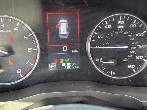 Used 2023 Subaru Ascent Limited w/ Technology Package AWD/4WD image 15