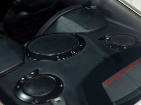 Used 2003 Aston Martin Vanquish RWD image 4