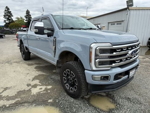 Used 2024 Ford F250 Platinum AWD/4WD image 8