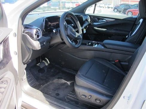 New 2025 Chevrolet Blazer EV LT image 9