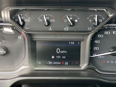 Used 2019 GMC Sierra 1500 SLT w/ SLT Premium Plus Package AWD/4WD image 27