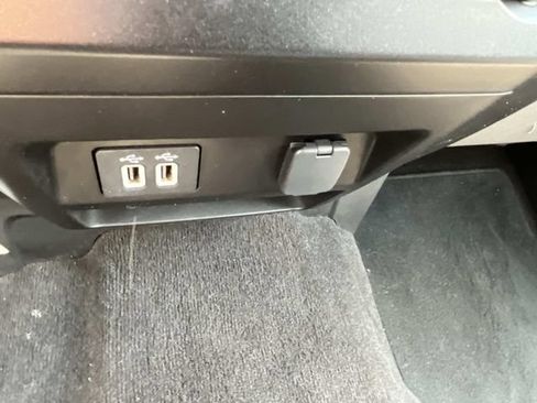 Used 2020 Ford F150 XLT RWD image 32